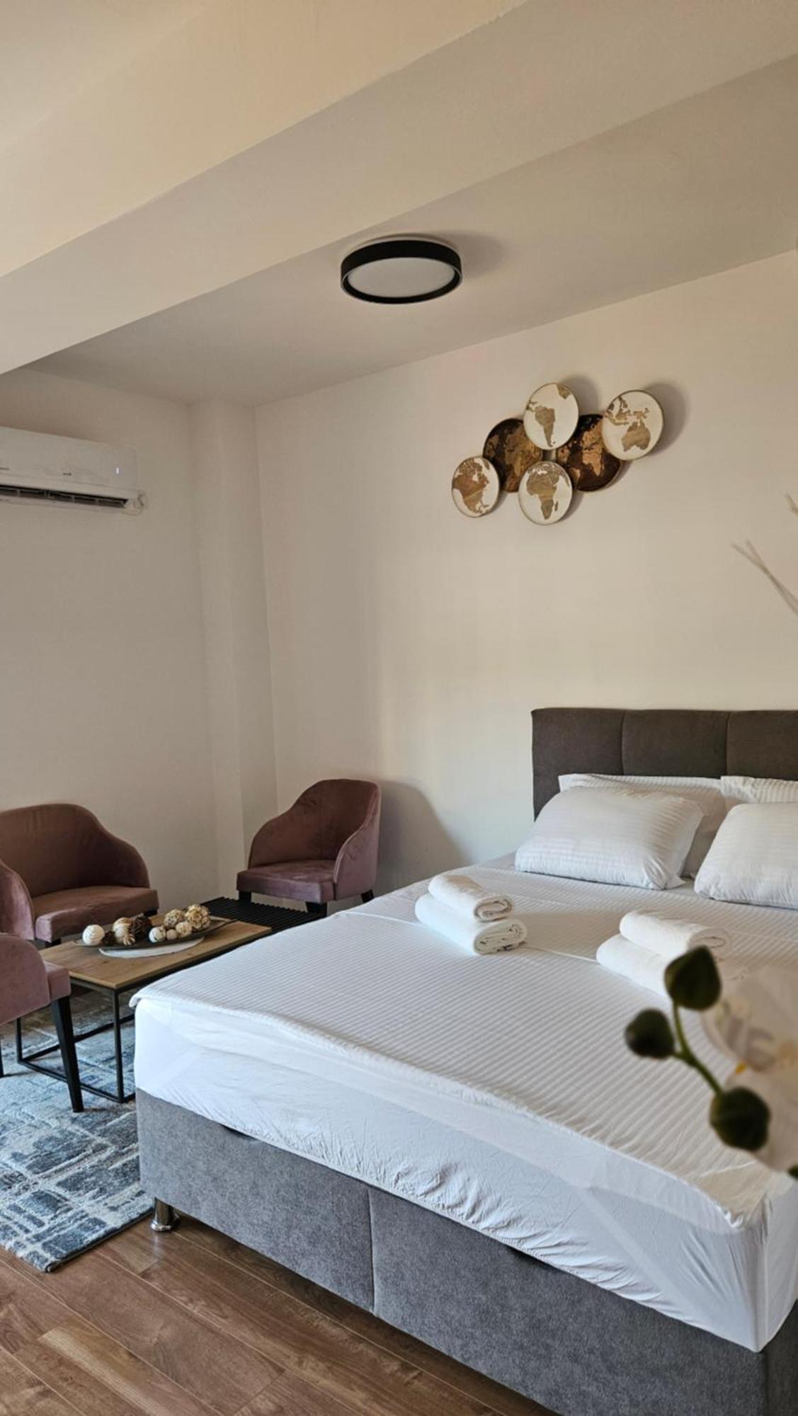 Podgorica Apartments Planet Экстерьер фото